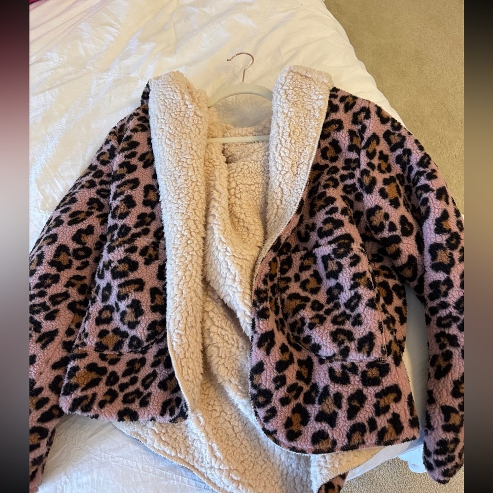 Reversible Cheetah Print Jacket - Urban Outfitters